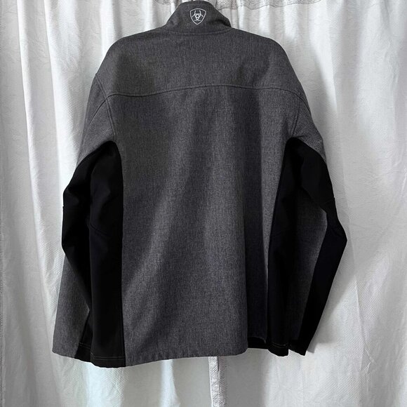 Ariat Gray and Black Men's Jacket - Picture 2 of 16